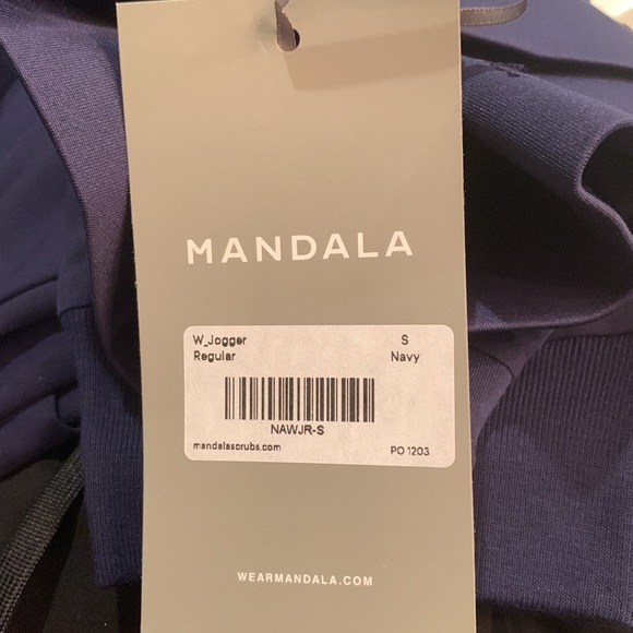 Mandala Cargo Scrub joggers - Picture 4 of 7